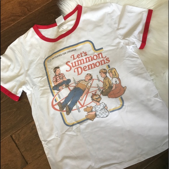 Tops - 💖 WHITE GRAPHIC CLASSIC RINGER TEE SHIRT 💖